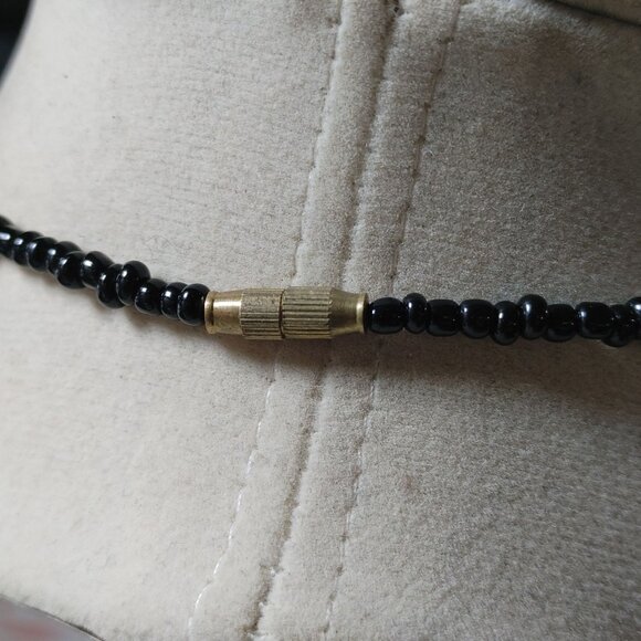 Brown Tan Horn Pendant Necklace Vintage Seed Beaded Strand Barrel Clasp Resin - Picture 15 of 16